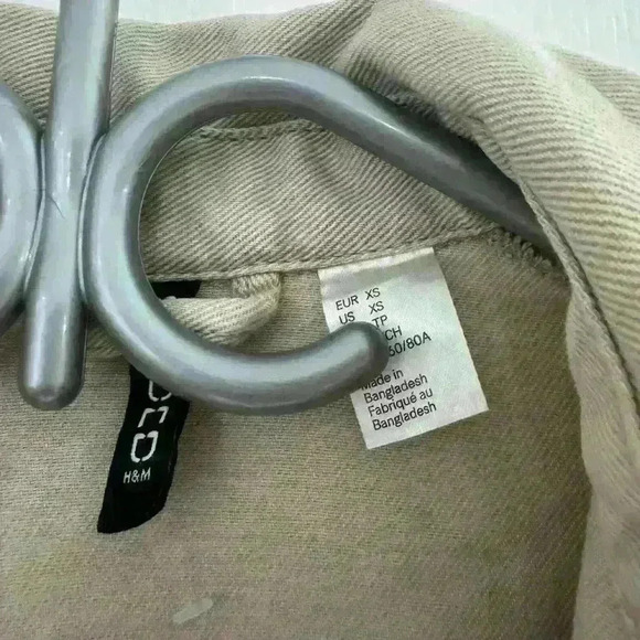 Divided unisex XS jacket in  cream colour and in perfect condition - Picture 3 of 5